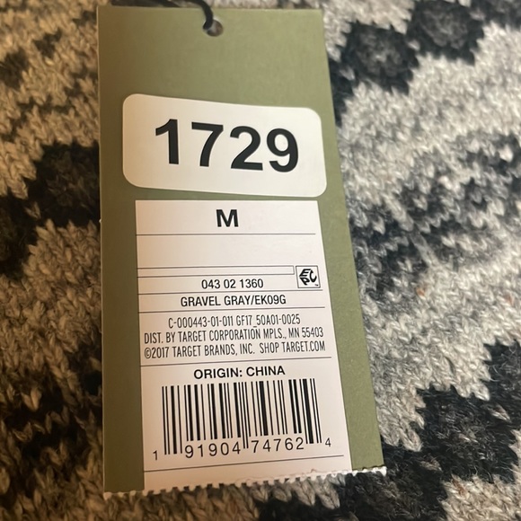 MWT Mens sweater - Picture 3 of 3